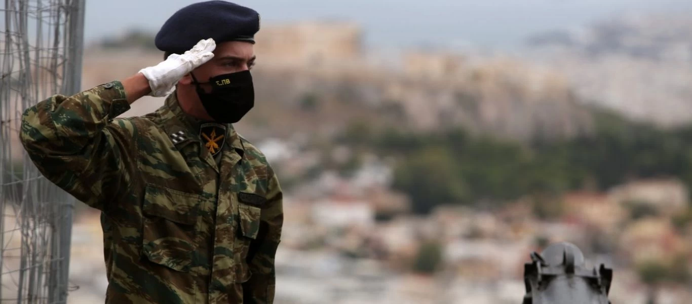 Τι άλλο θα σκεφτούν για να αυξηθούν οι εμβολιασμοί στο στράτευμα - «Μοιράζουν» πενθήμερες άδειες! (έγγραφο)